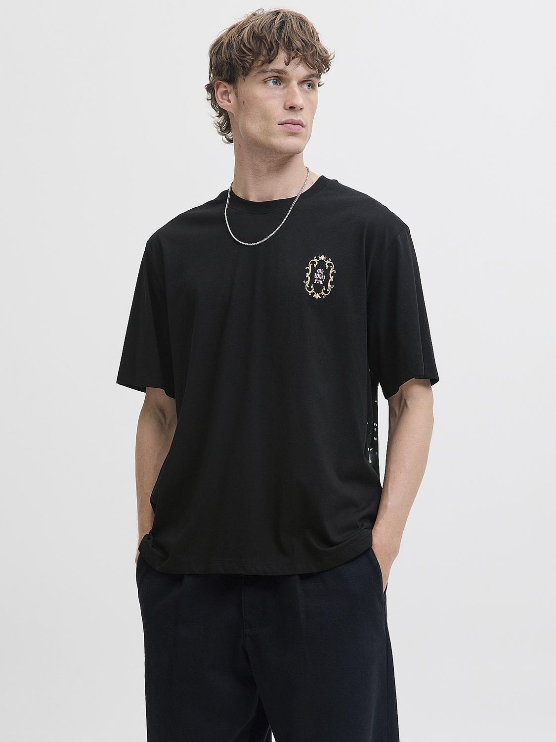 model_shot-front
